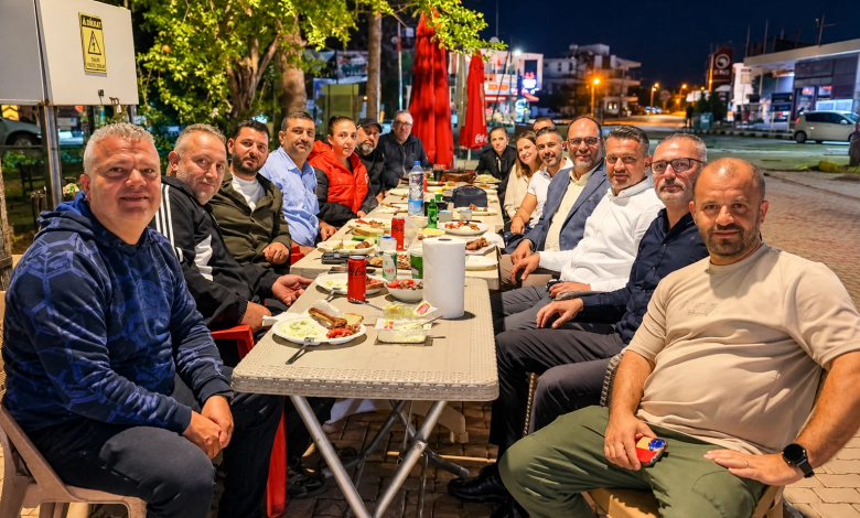 Sadıkoğlu, Larnaka Gençler Birliği Spor Kulübü yöneticileriyle bir araya geldi