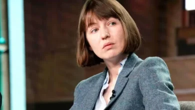 Sally Rooney'nin kitapları, Palestine Action'a desteği nedeniyle İngiltere'de satıştan kaldırılıyor