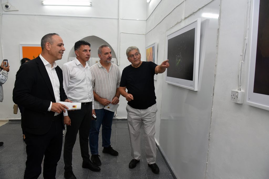“Sanatın Ölümsüz Yüzleri” ile, “Sapma” sergilerinin açılışları LESAM’da yapıldı