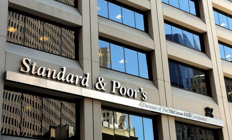 S&P, İngiltere'nin kredi notunu teyit etti