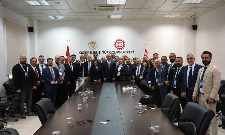 Taçoy, İstanbul Sanayici ve İş İnsanları Dernekleri Federasyonu heyetini kabul etti