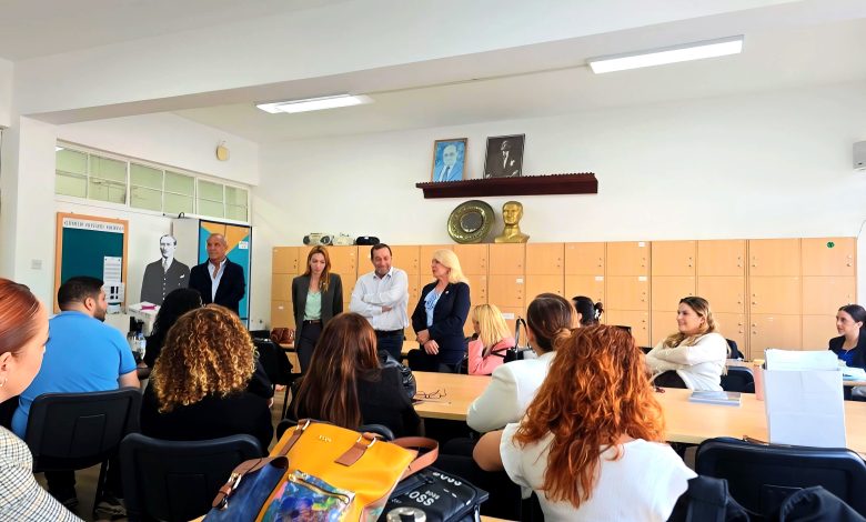 Tam parti heyeti Türk Maarif Koleji’ni ziyaret etti