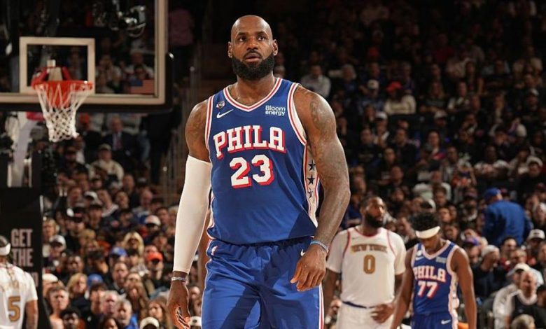 Trump'tan LeBron James'e "milli marş" tepkisi