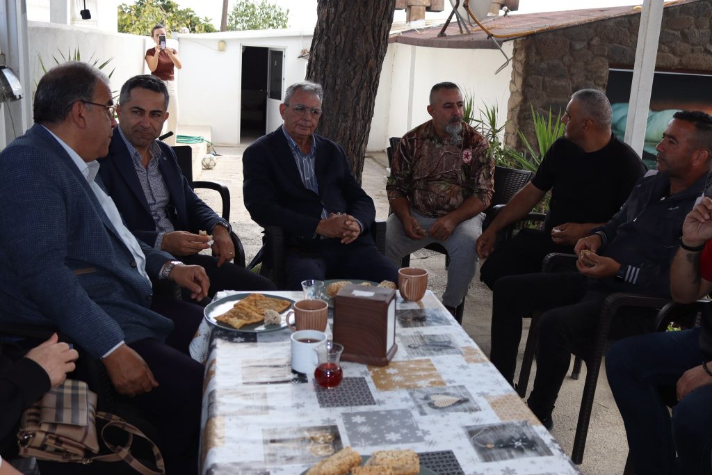 Tunçbilek, Boğaz’da vatandaşlarla bir araya geldi