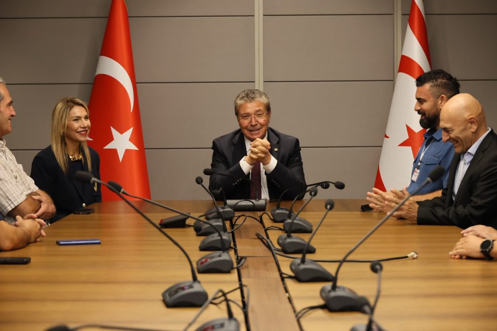 Üstel: “Attığımız her adım ülkemizin ve gençlerimizin geleceği içindir”