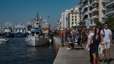 Yunanistan'da balıkçılar artan yakıt maliyetleri nedeniyle iş bıraktı